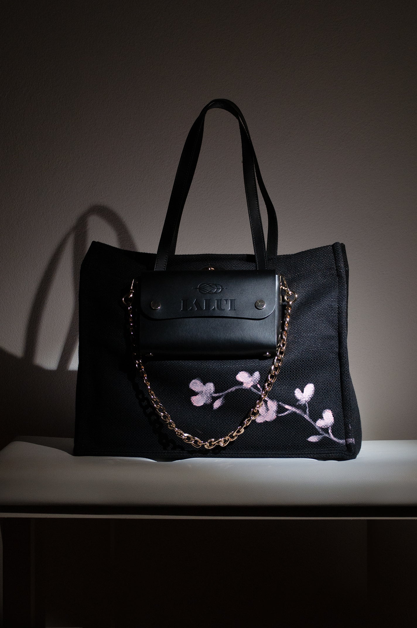 LADY LALUI Dark Rose